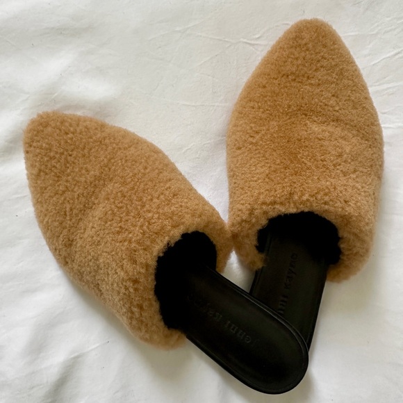 Jenni Kayne Shearling Mule, size 7 - Picture 3 of 4